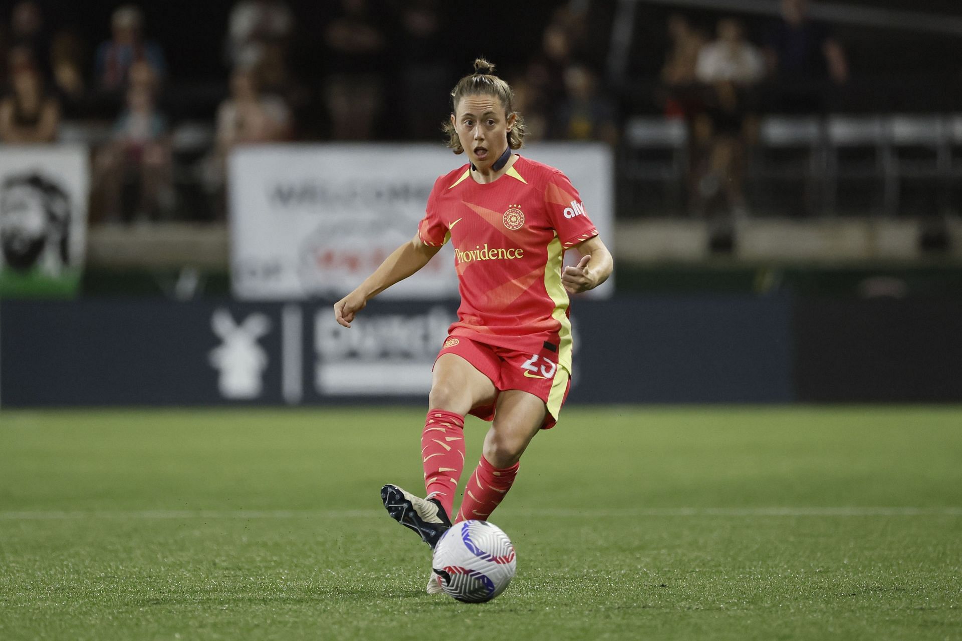 Meghan Klingenberg during the Seattle Reign in Portland, Oregon. (Photo by Getty Images)